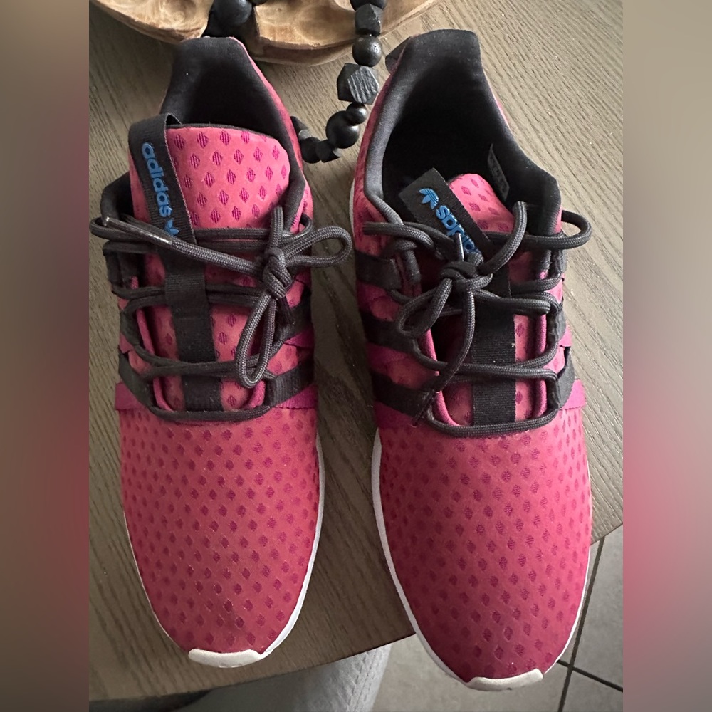 Adidas SL loop sneaker